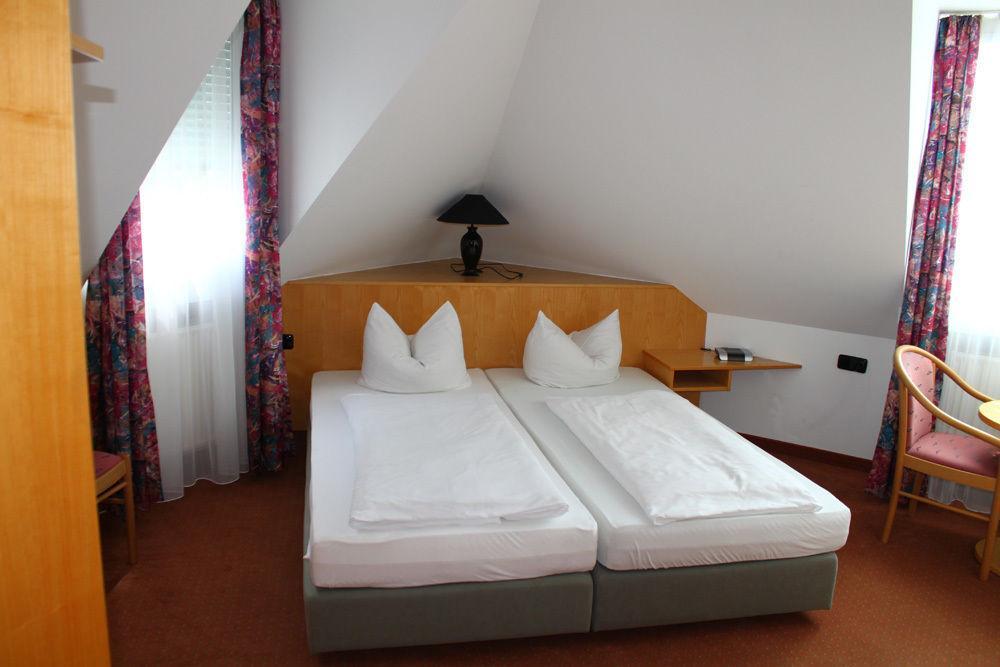 Hotel Alpha Nuremberg Ngoại thất bức ảnh
